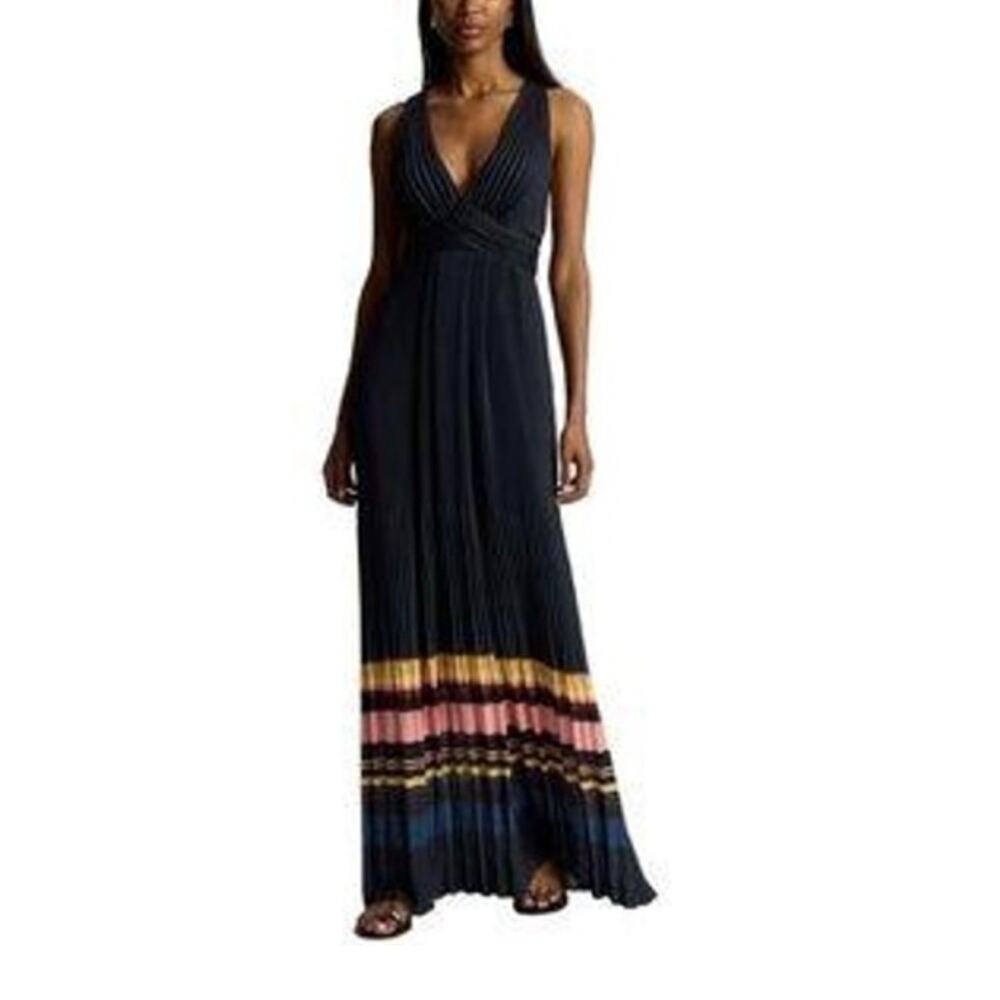 ALC Pleated Maxi Dress-
Can be formal or more casual 
size 2